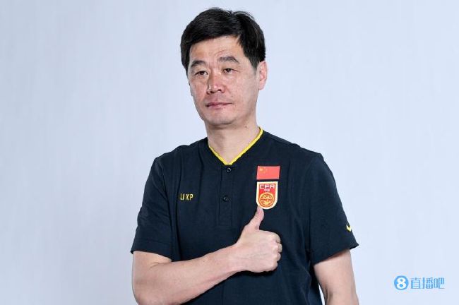 巴萨官方确认队内头号门将特尔施特根本周接受手术，以解决背部伤病问题，根据媒体的报道，特尔施特根预计缺席2个月。